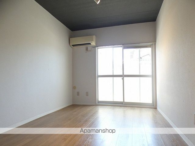 コンフォール根上り松の内装写真
