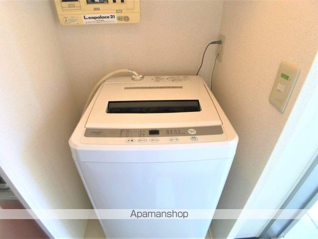 レオパレスのあの内装写真