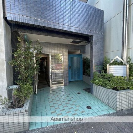 ジュエリー世田谷[1R/18m2]の外観2