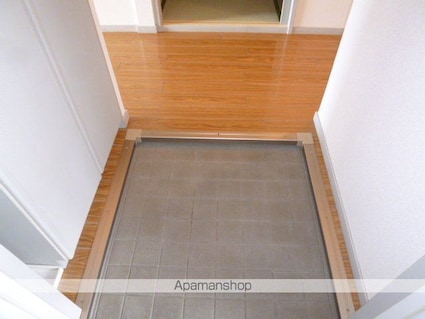 パティオイン[2DK/45.34m2]の玄関