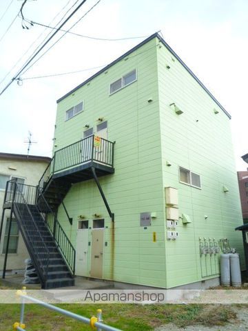 フロス旭町の外観写真