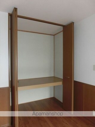 和歌山県和歌山市六十谷[2LDK/57.98m2]の収納