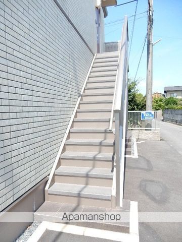 グランドソレイユIIIの玄関写真
