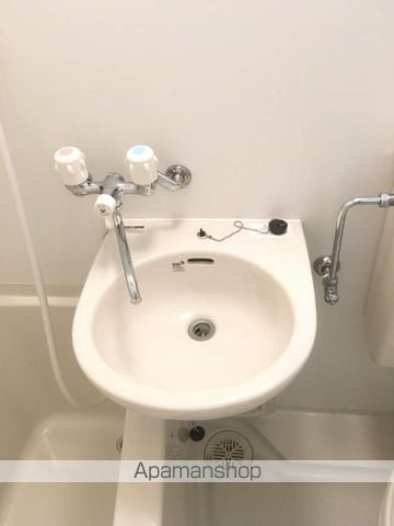 玉置クリスタルハウスの内装写真