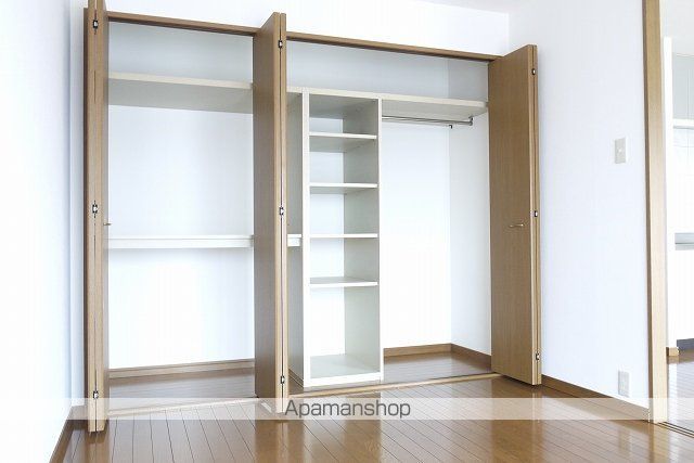 マンションシルクスクエアの内装写真