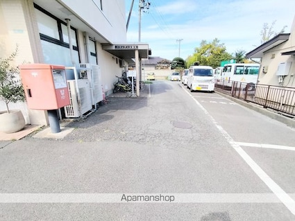 長野県長野市吉田３丁目[3LDK/64.97m2]の駐車場