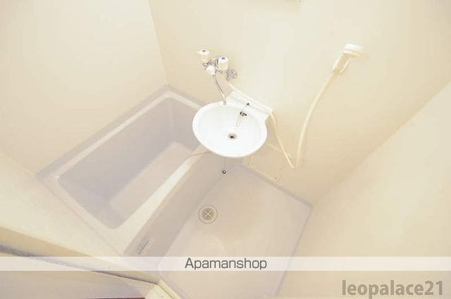 レオパレスラ プランタン IIの内装写真
