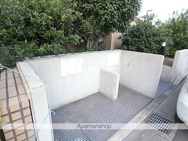 ボンシックコロニー2番館の外観写真
