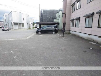 パークシティ中央[2LDK/50.1m2]の駐車場2