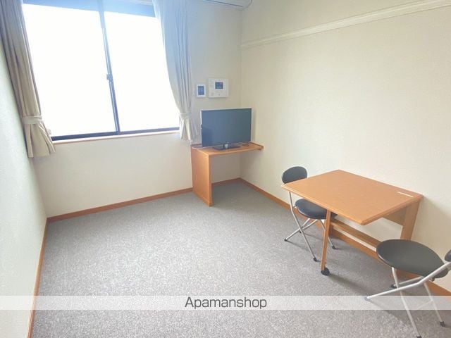 レオパレスアザレアの内装写真