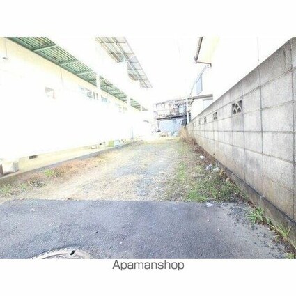 クロノス犬目町[2K/29.74m2]の共用部