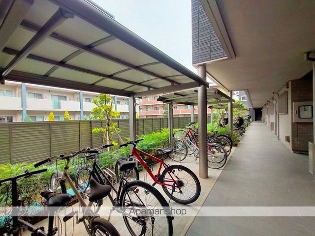 GRANDY VILLA CENTRAL PARK Iの玄関写真