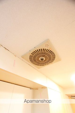 ニュー池袋ハイツの内装写真