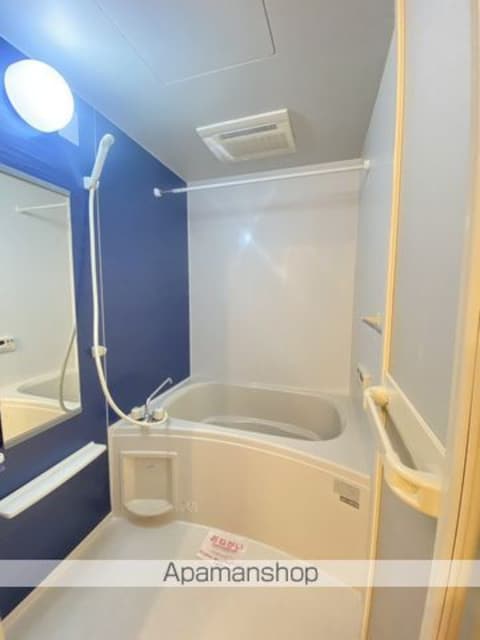 和歌山県和歌山市西高松２丁目[2DK/46.22m2]のバス
