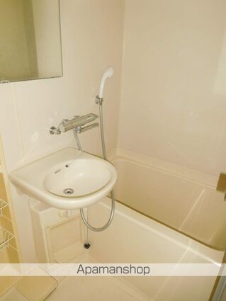 グローリーハイツ南阿佐ヶ谷[1R/32.19m2]のバス