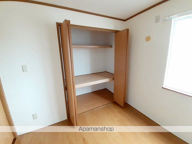 コーポクレストールIIIの内装写真