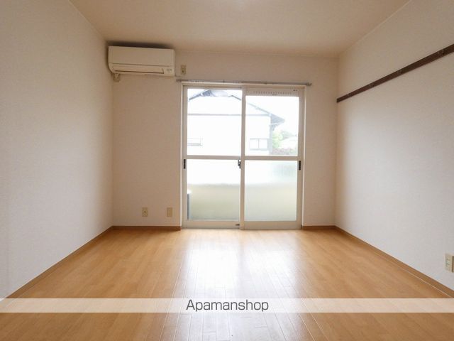 サンアベニュー富塚IIの内装写真