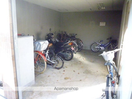 大阪府和泉市のぞみ野３丁目[3LDK/63.8m2]の共用部1