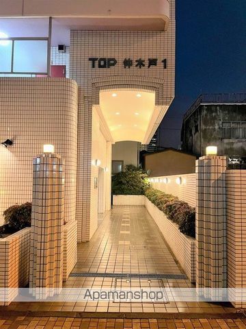 トップ仲木戸の玄関写真