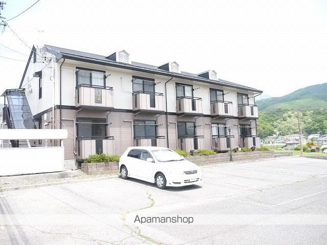 原女鳥羽ハイツBの外観写真