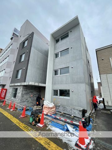 アズールVの外観写真