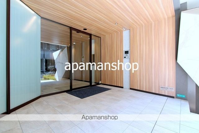 ATKレジデンスNAMBAの玄関写真