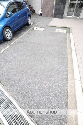 エンドレスタワー[1K/29.9m2]の駐車場