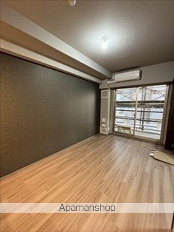 スプランディッド江坂IIIの内装写真