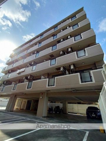 第15関根マンションの外観写真