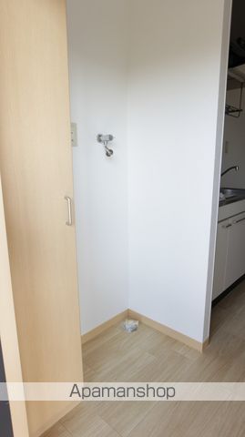 ランドロード・オチ千日の内装写真