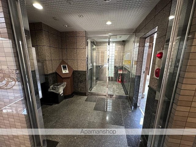 グレイシャス宇品の玄関写真