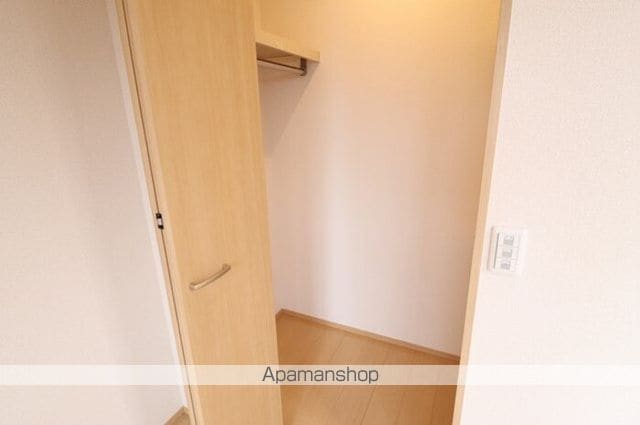 グランドゥール三笠山[1LDK/33.12m2]の収納