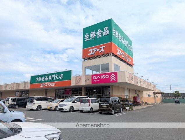 ファミリエ B棟の周辺写真