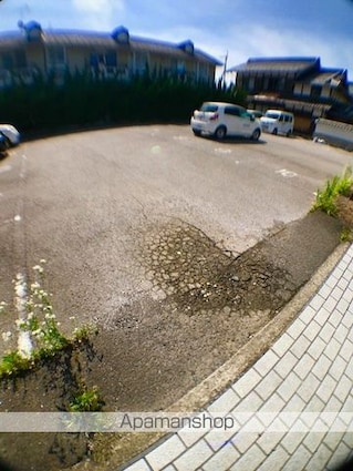 滋賀県長浜市国友町[2DK/40m2]のエントランス2