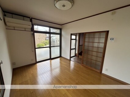 岡崎アパート[2LDK/65.76m2]のリビング・居間