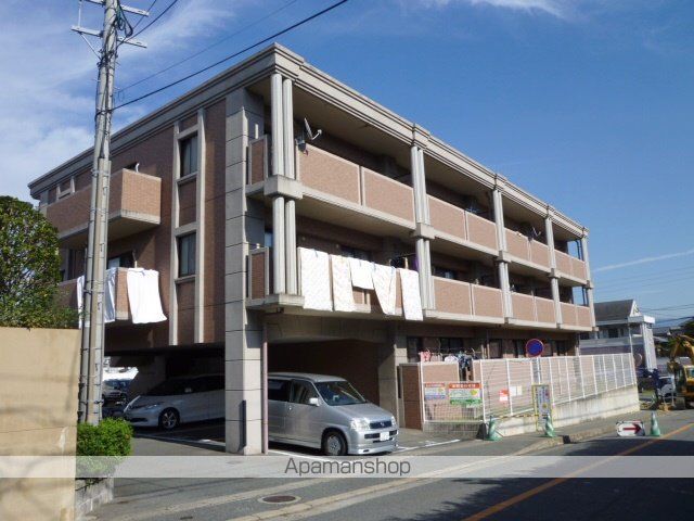 アメニティヒルズ‘98の玄関写真