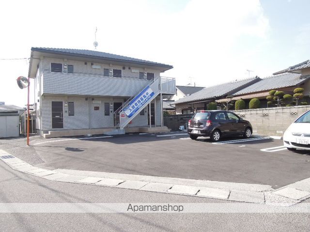 シャブランの外観写真