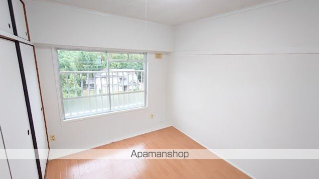 ヴィラナリー菅内IIの内装写真