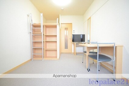 レオパレス中川西[1K/19.87m2]のリビング・居間