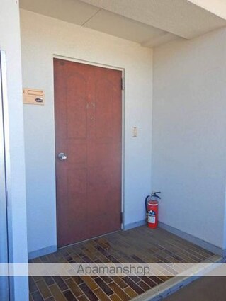 徳島県徳島市中昭和町１丁目[3DK/67.18m2]のエントランス4