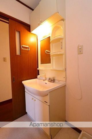 アーバンハイツ札元の内装写真