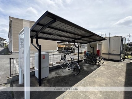 レオパレスアイⅡ[1K/23.61m2]のエントランス2