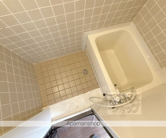 川田菱尾田貸家の内装写真