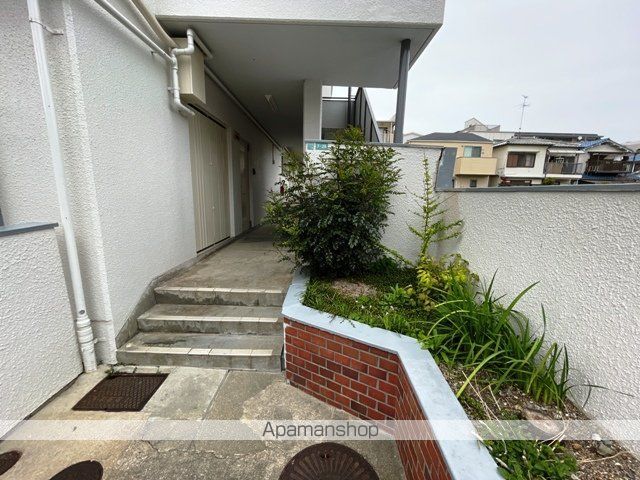鳴尾ハイツの玄関写真
