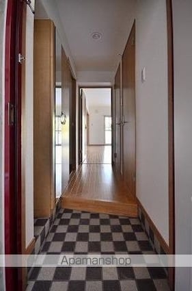 ルミナスローズ[2LDK/60m2]の玄関