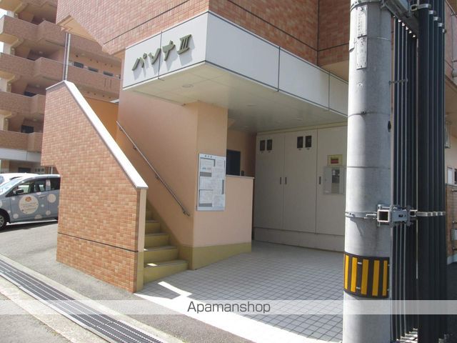 パソナIIIの玄関写真