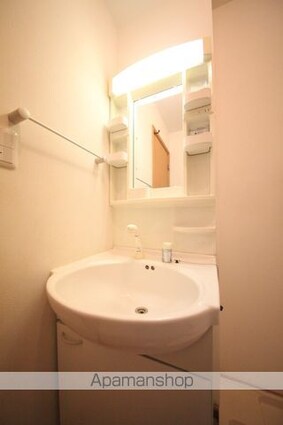 レイナスＡ棟[2LDK/55.9m2]の洗面所