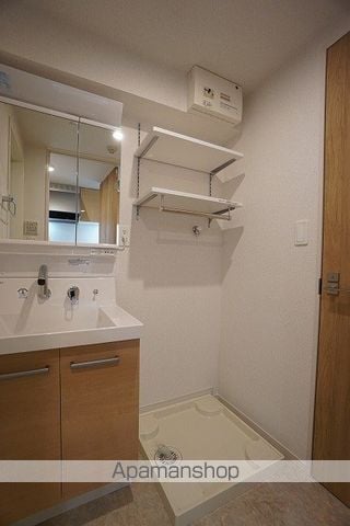 レジみん春日の内装写真