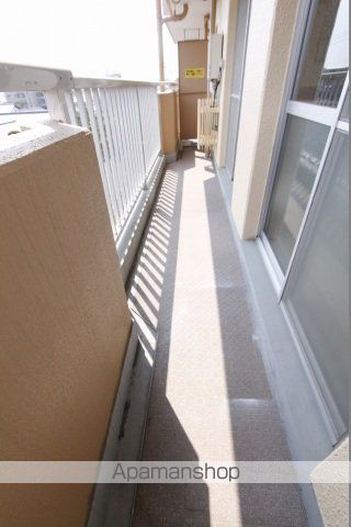 山根マンションの内装写真