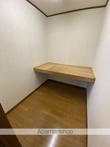 鹿児島市 2階建 築26年の内装写真